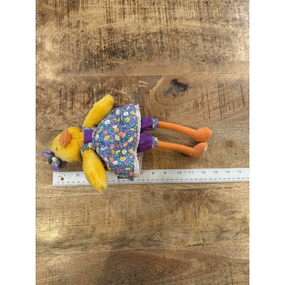 Hallmark Dipsy Duck Plush Storybook Friends Crayola Stuffed Toy Yellow - Picture 6 of 7